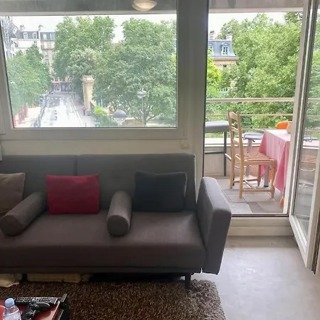 Cosy Appart A Balcon Tour Eiffel *